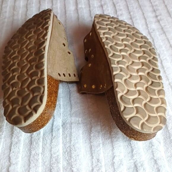 AUTENTI Spain Womans Real Suede Studded Tan Cork Slides 38= 7 - Picture 8 of 8